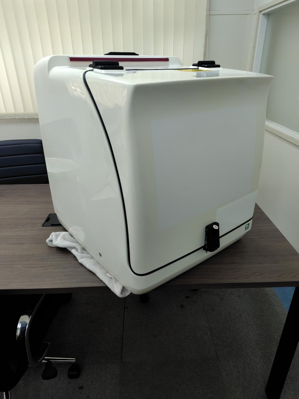 【送料無料】【中古品】リヤBOX MB30-C スタンダードトランク ティーズ - 画像 (3)