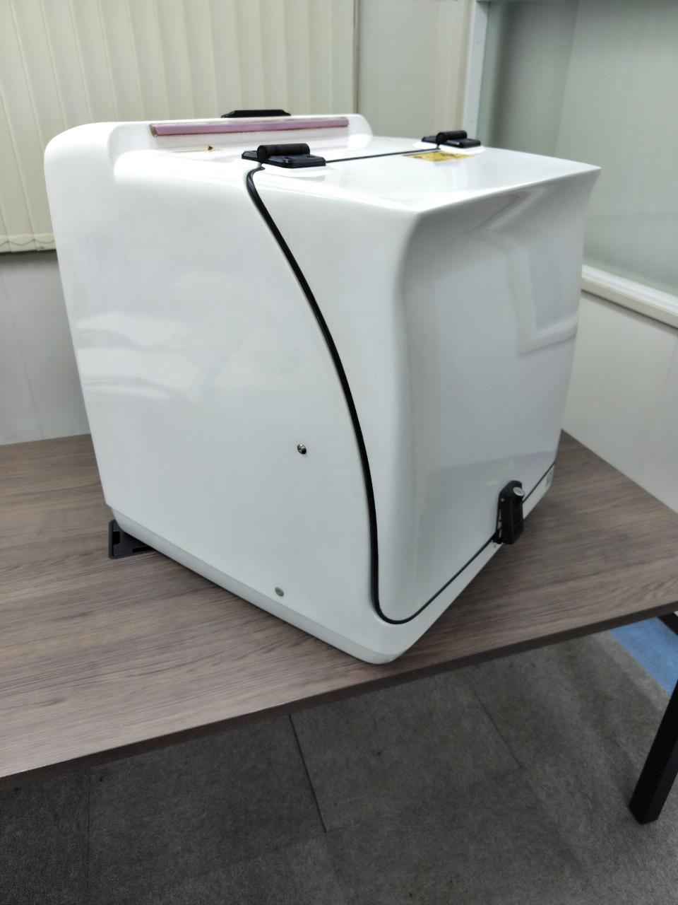 【送料無料】【中古品】リヤBOX MB30-CS(中棚付き)スタンダードトランク ティーズ - 画像 (3)